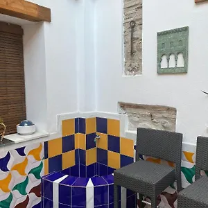 Patio De Leones Apartamento